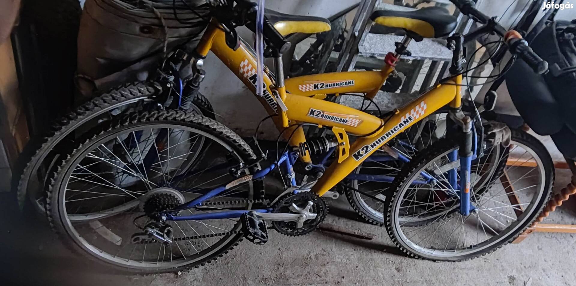 2 db egyforma bicikli kerékpár bringa csak együtt eladó 