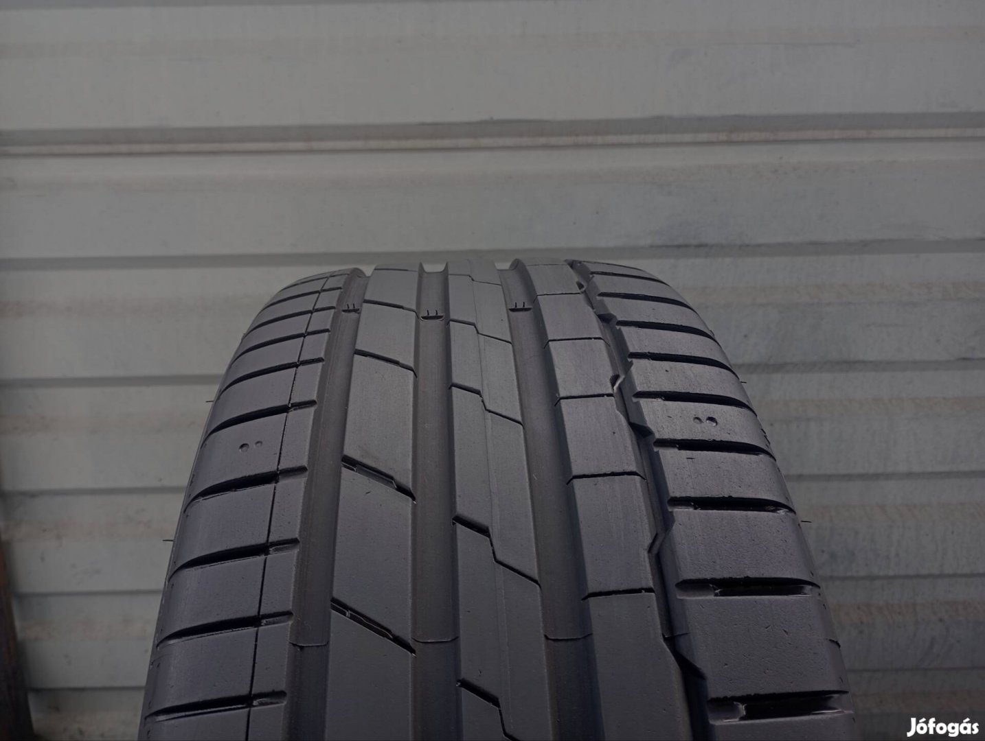 2 db használt Hankook Ventus S1 evo3 245/45 R18 100Y XL nyárigumi
