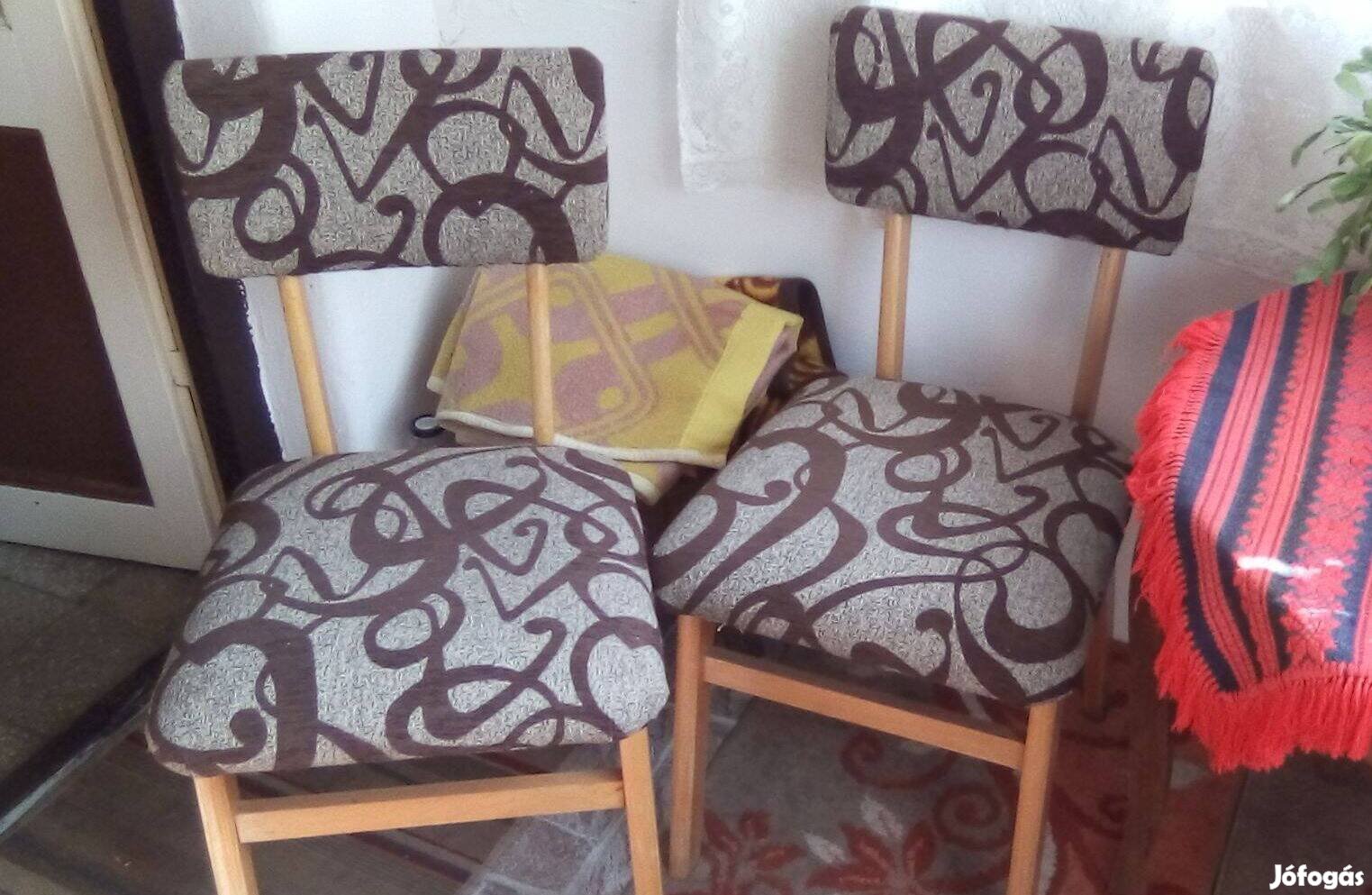 2 db használt régi támlás szék, megkímélten a Martinkertváro