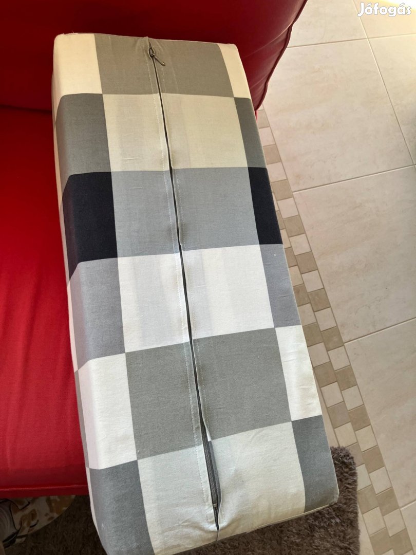 2 db kockás mintás párna, könyöklő, téglalap alakú, huzata