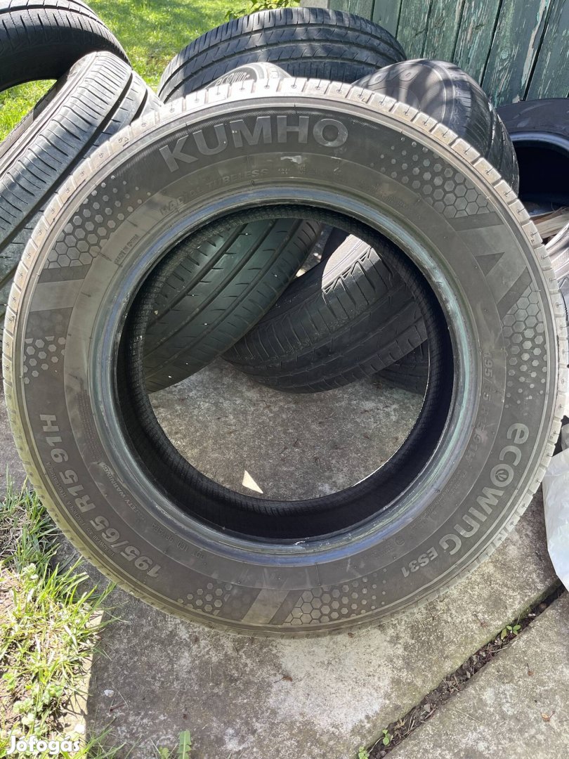 2 db kumho 195/65 r15 nyárigumi ecowing