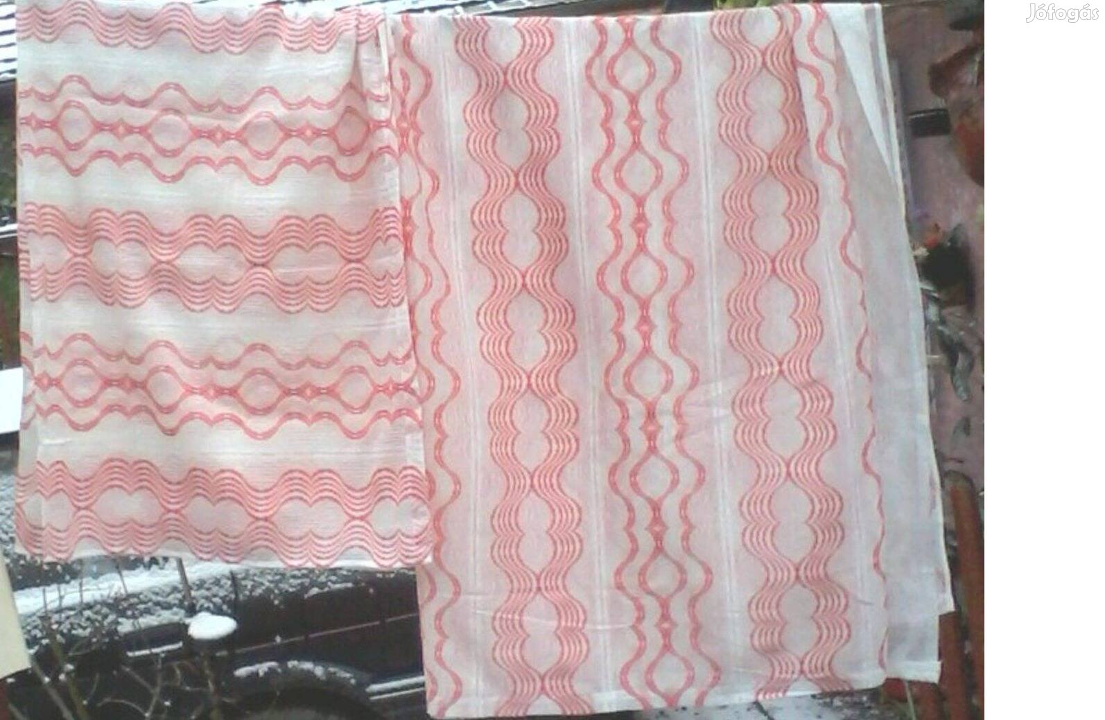 2 db piros mintás függöny 126 x 100 / 234 x 110, Újszerű állapotban