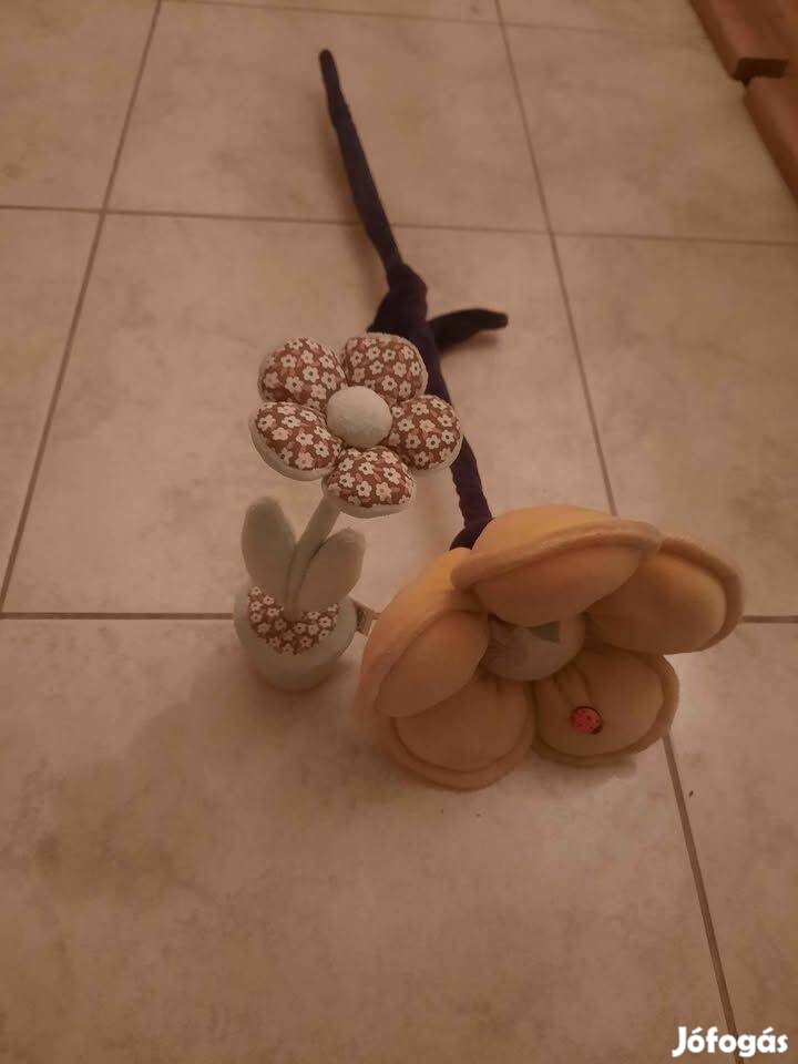 2 db plüss virág egyben