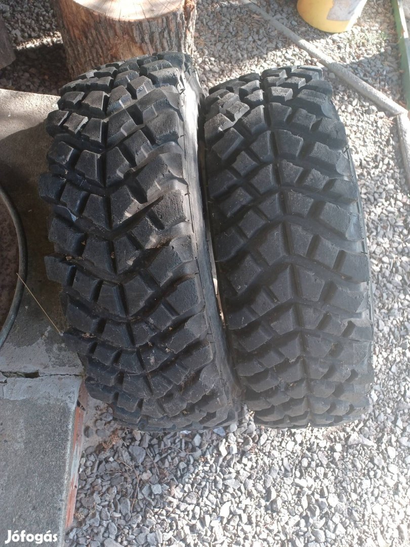 2 db uaz kerek elado ujszeru alapotaban 