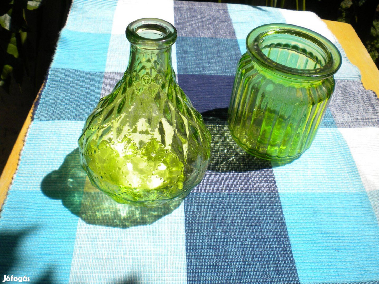 2 db zöld üveg palack díszüveg, üvegváza, kisméret