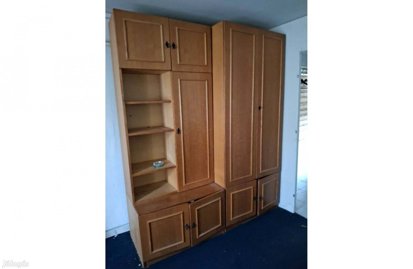 2 elemes magas szekrény eladó