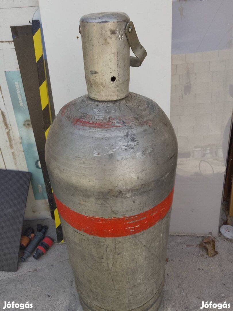 2 gázpalack ( 11,5 kg ) eladó Balatonkenesén