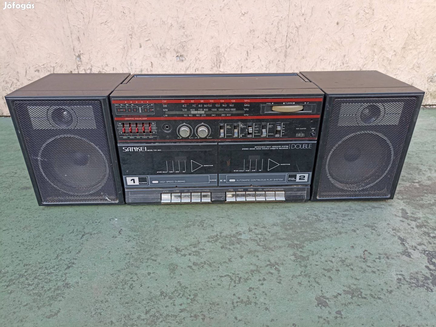 2 kazettás hordozható rádiós magnó levehető hangfalakkal