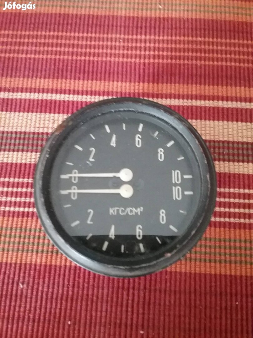 2 mutatós levegő nyomásmérő óra eladó 