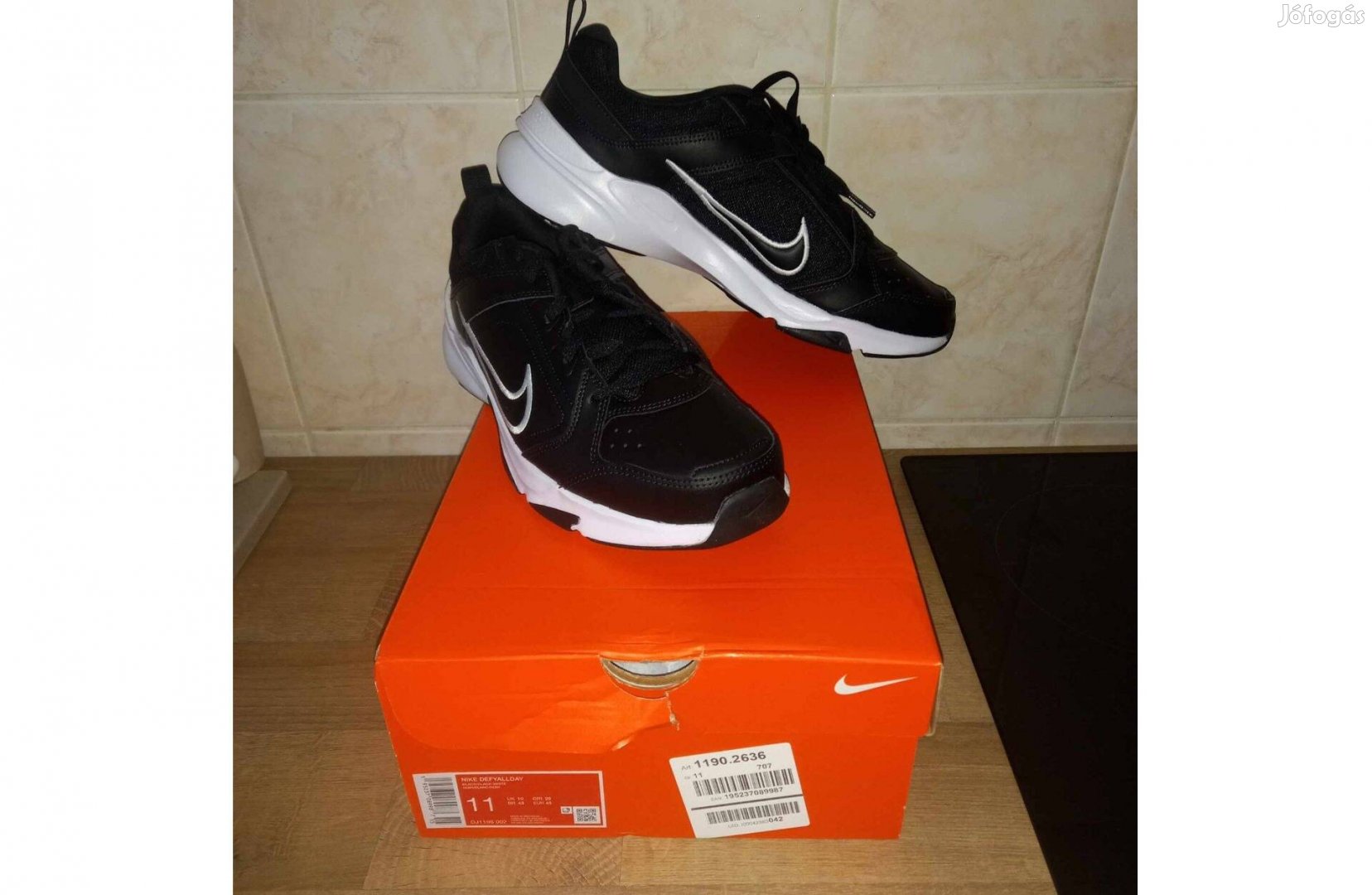2 pár 45-ös Nike Defy All Day sportcipő eladó, Új!