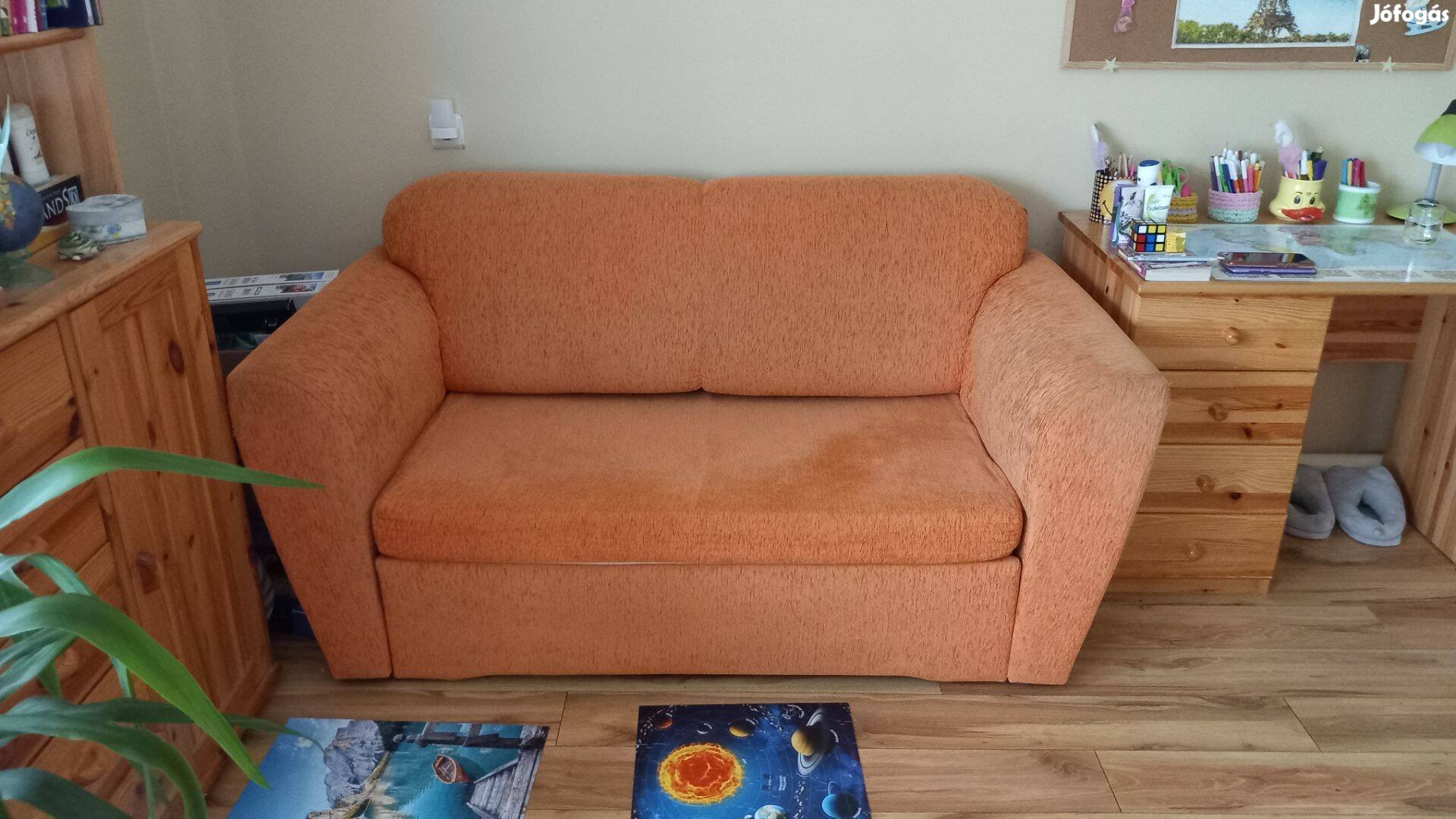 2 személyes ágyazható kanapé eladó