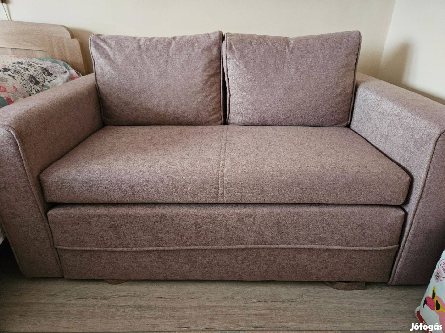 2 személyes kanapé ágy kivaló minőség