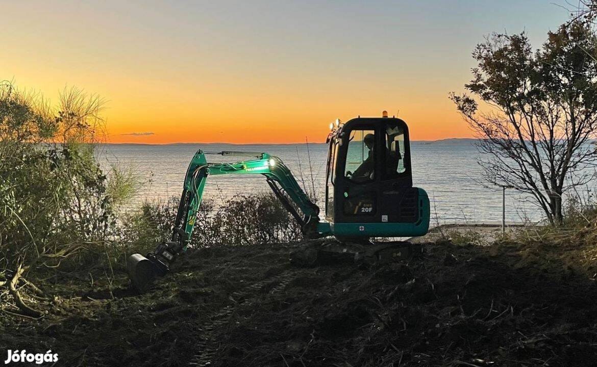 2 tonnás forgó-kotró hidraulikus gyorscsrélővel és billentővel eladó