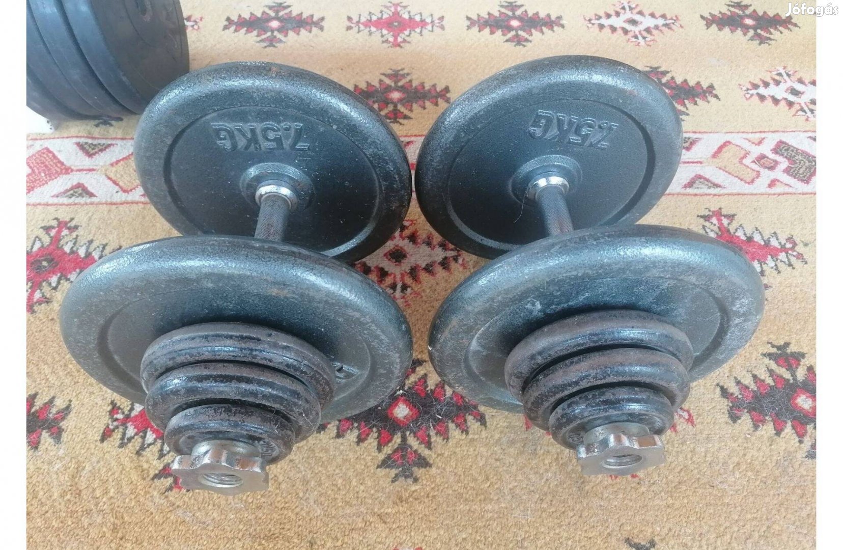 2 x 24 kg súlyzó, 25mm gyári fém súly