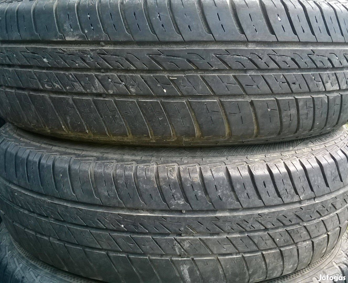 2db 155/70R13-as Barum nyári gumi eladó