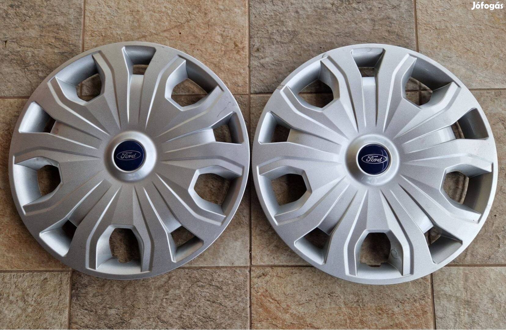 2db 16" Ford gyári dísztárcsa