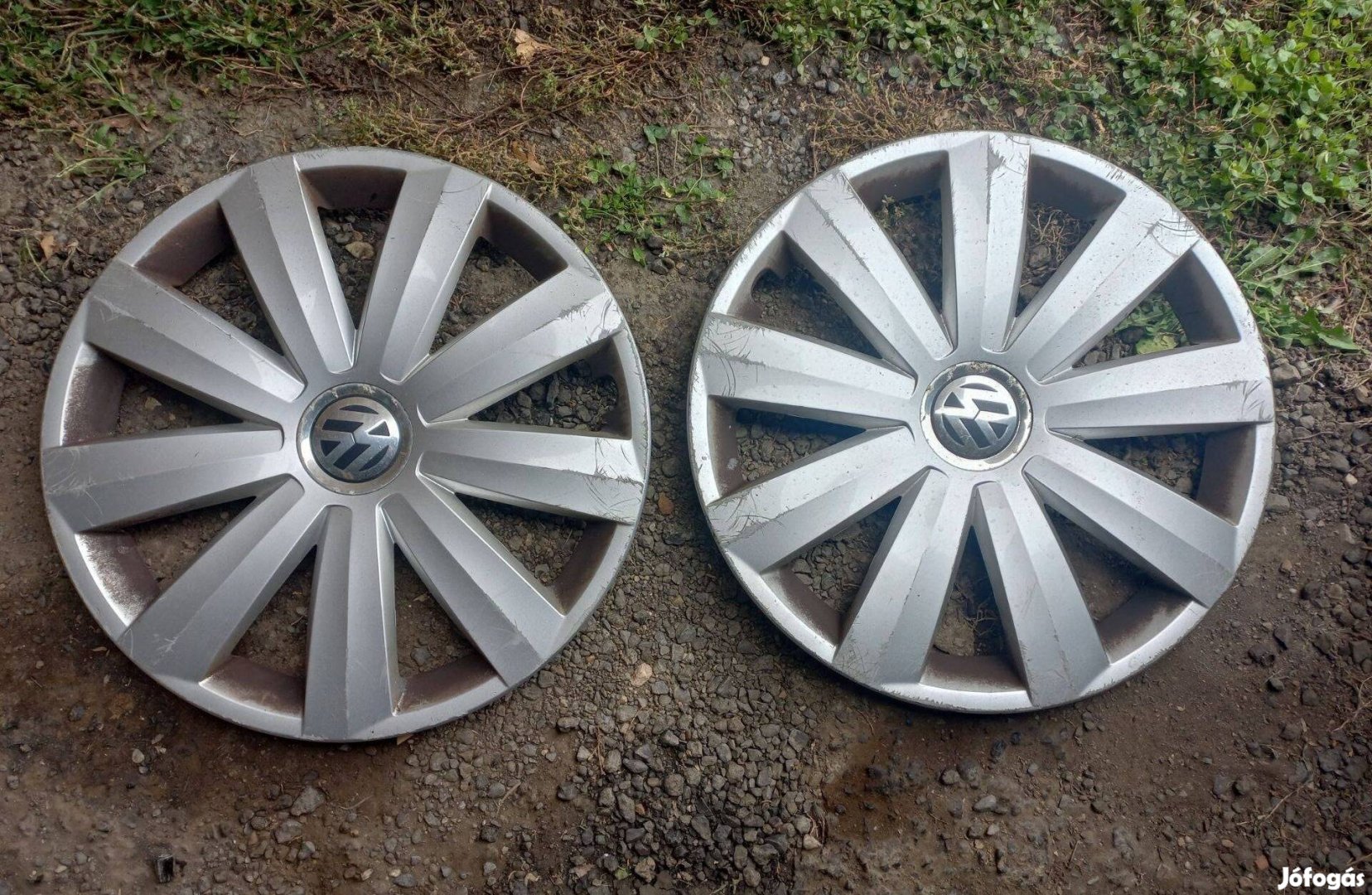 2db 16 colos gyári Volkswagen dísztárcsa
