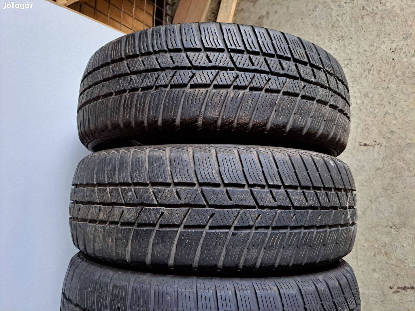 2db 185/60 R15 Barum Polaris 5 téli gumi eladó!!! (DOT2022) 10000Ft/db