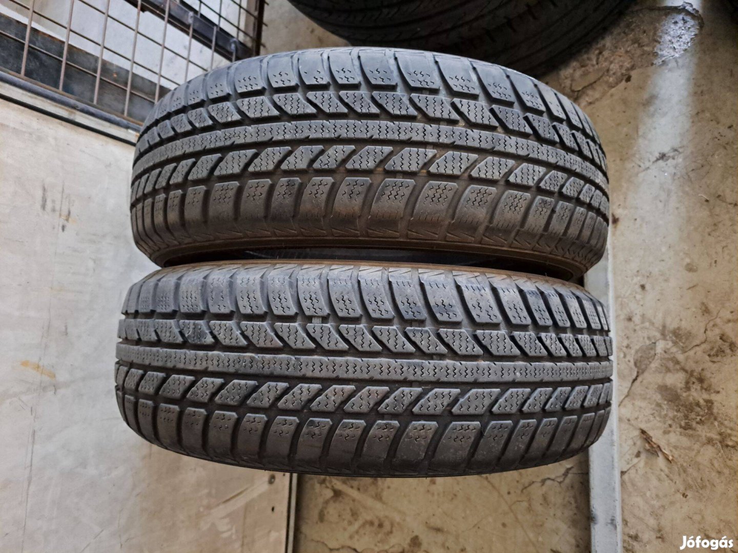 2db 185/60 R15 Kingstar Winter téli gumi eladó!!! (DOT2022)