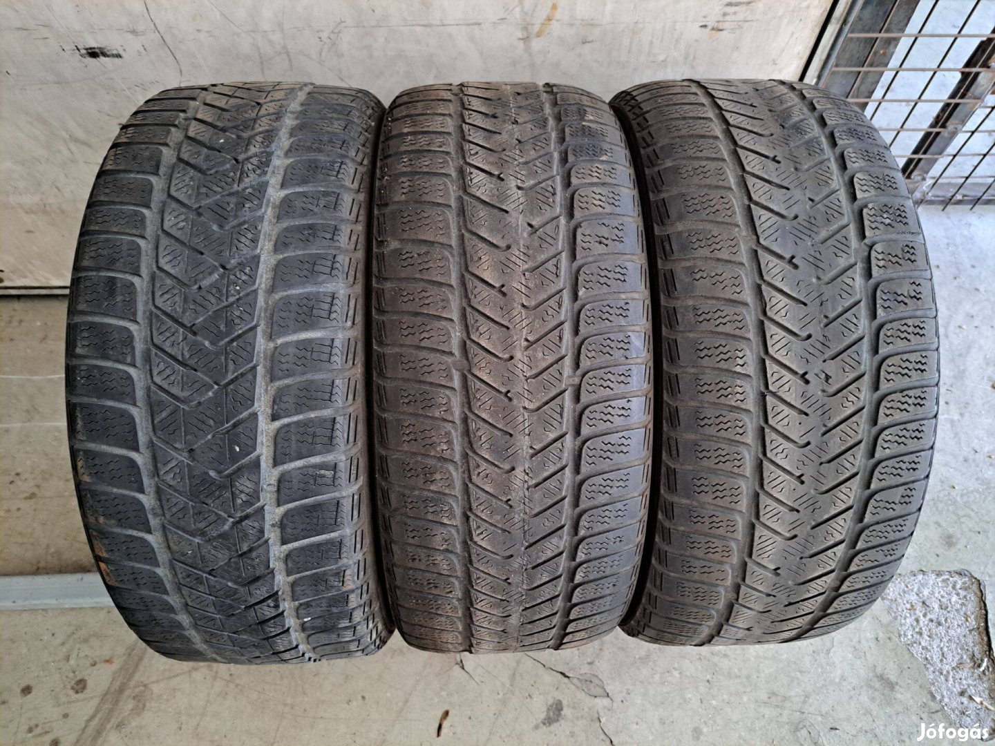 2db+1db ingyen 225/45 R17 Pirelli Winter Sottozero 3 (Peremvédős) téli