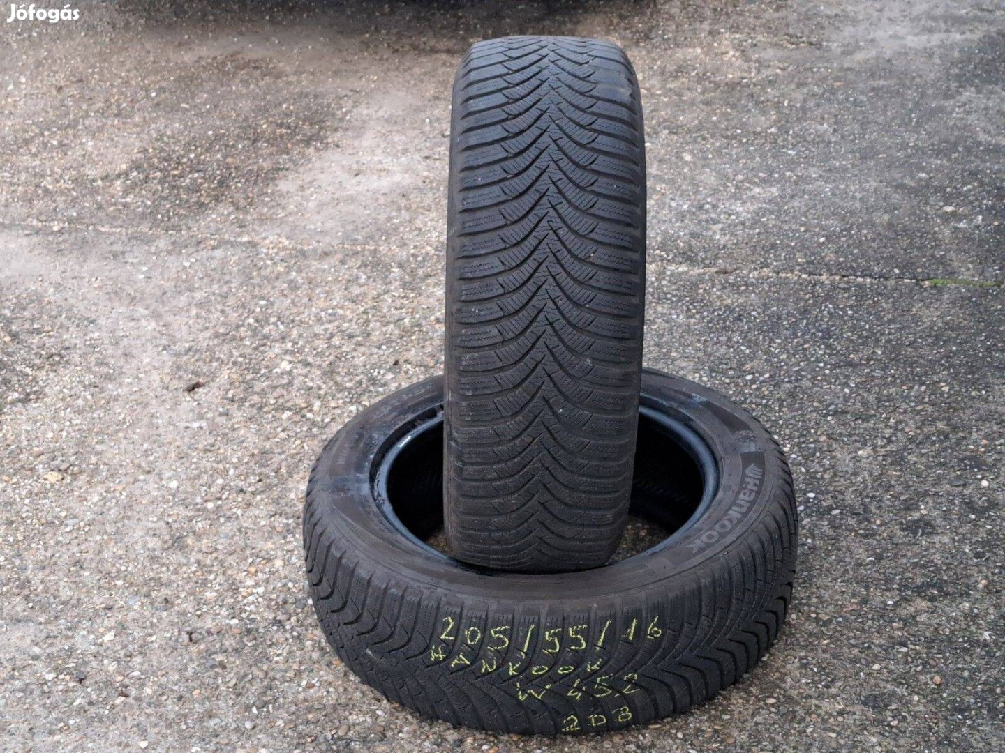 2db 205/55 R16 Hankook téli gumi 205/55R16 2020-as