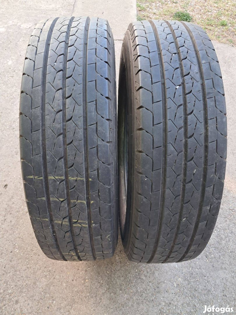 2db 205/75R16C , 2db 215/75R16C Nyári gumi