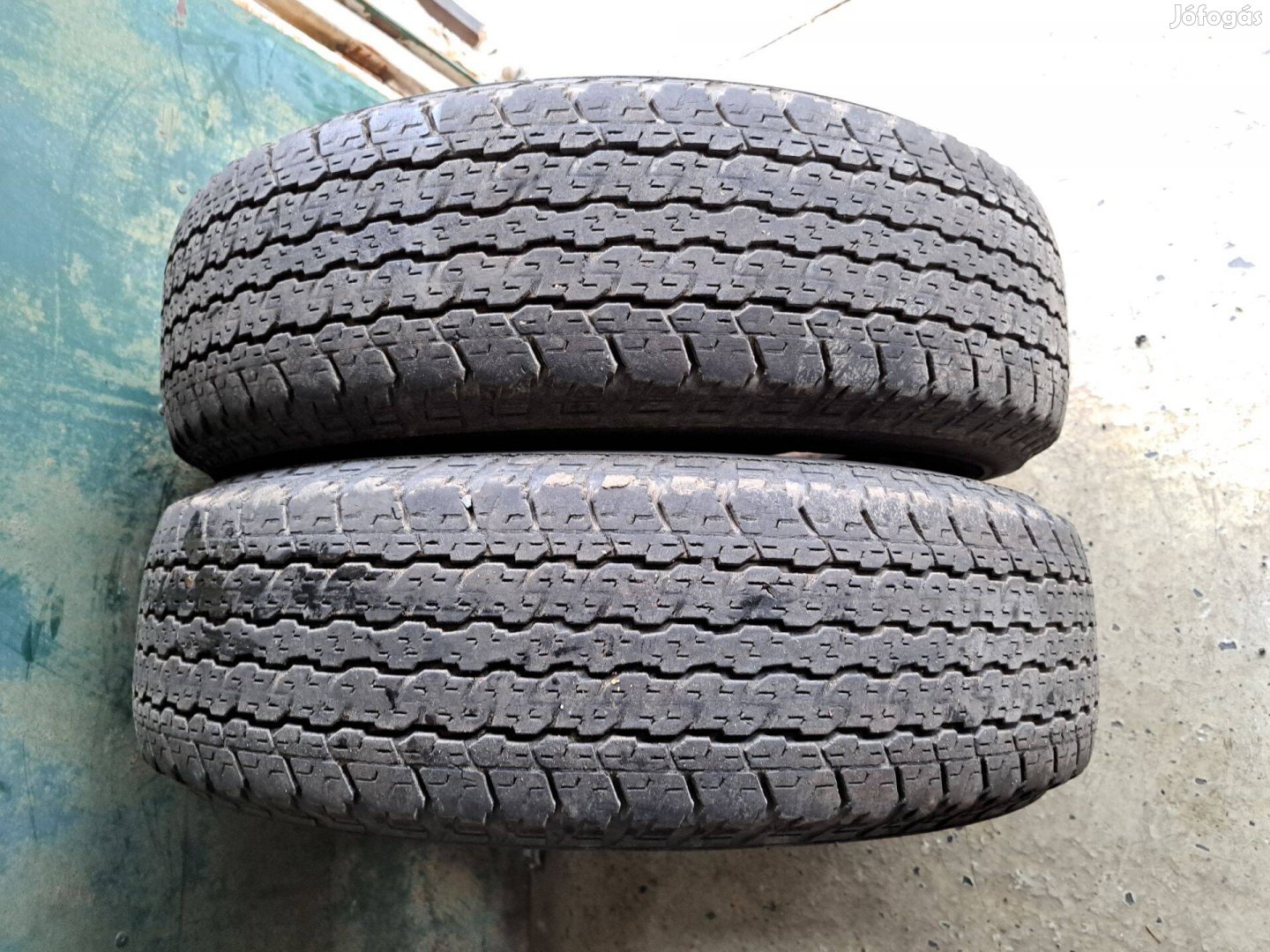 2db 205 R16C Bridgestone Dueler H/T teherautó gumi eladó!!! akciós ár