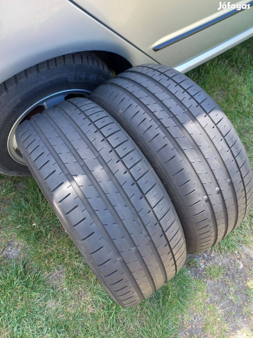 2db 215/45 R17 Falken nyári