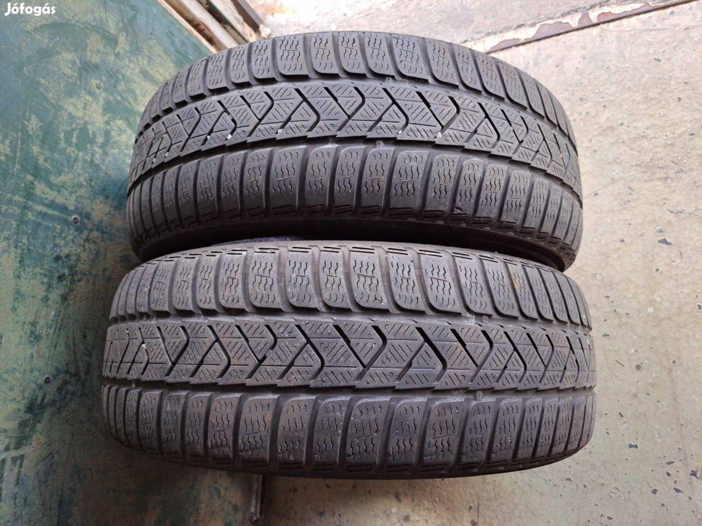 2db 215/55 R17 Pirelli Winter Sottozero 3 (Peremvédős) használt téli