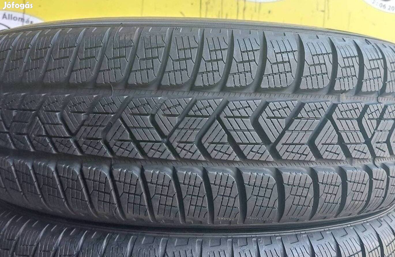 2db 215/65 r17 Pirelli téli 2020 7.5mm, 22500ft/db