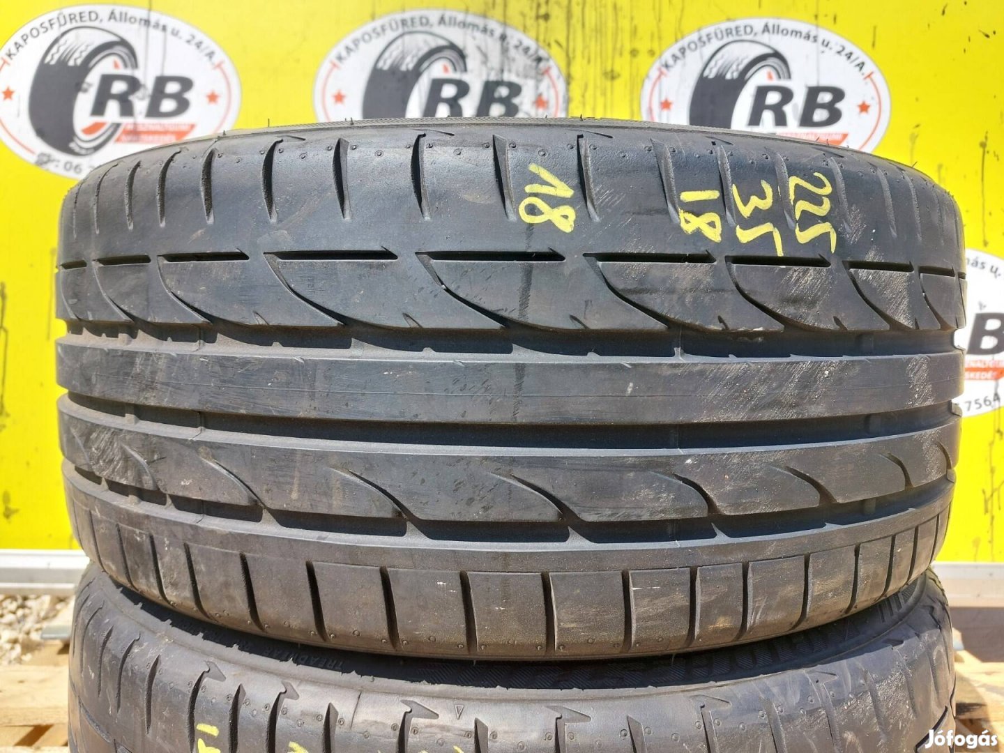 2db 225/35 r18 Bridgeston Potenza S001,,Évjárat:2018,,6mm,,15000/db