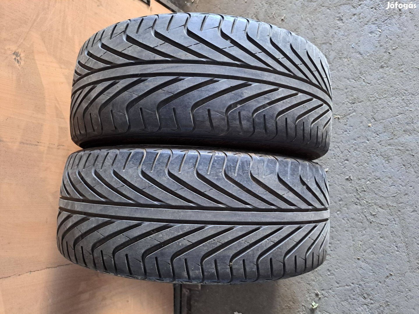 2db 225/40 R18 Michelin Pilot Sport (peremvédős) Nyári gumi eladó!!!