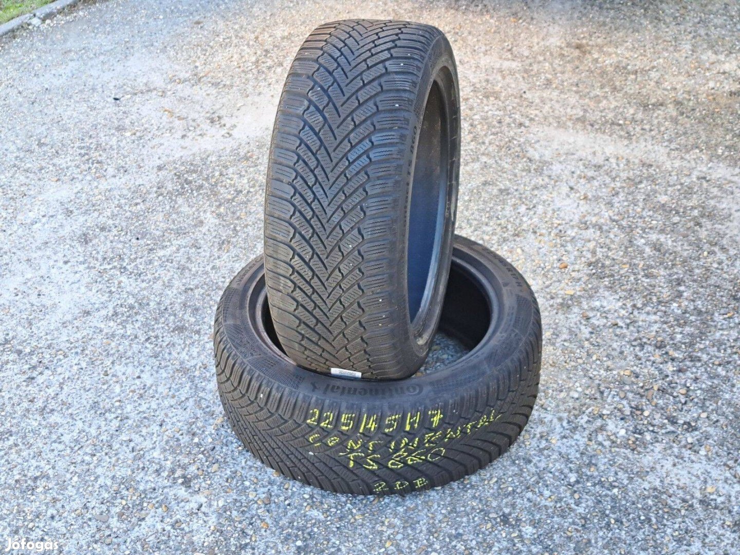 2db 225/45 R17 Continental téli gumi 225/45R17