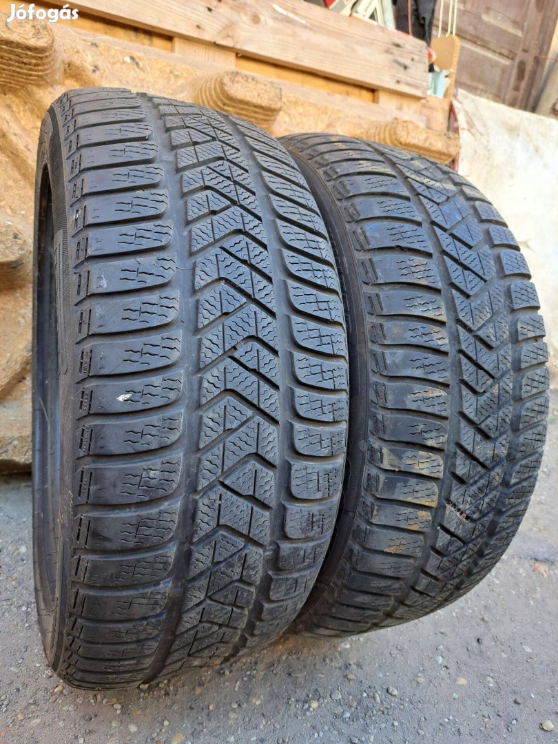2db 225/50 R17 Pirelli Sottozero 3 Winter (Peremvédős) téli gumi eladó