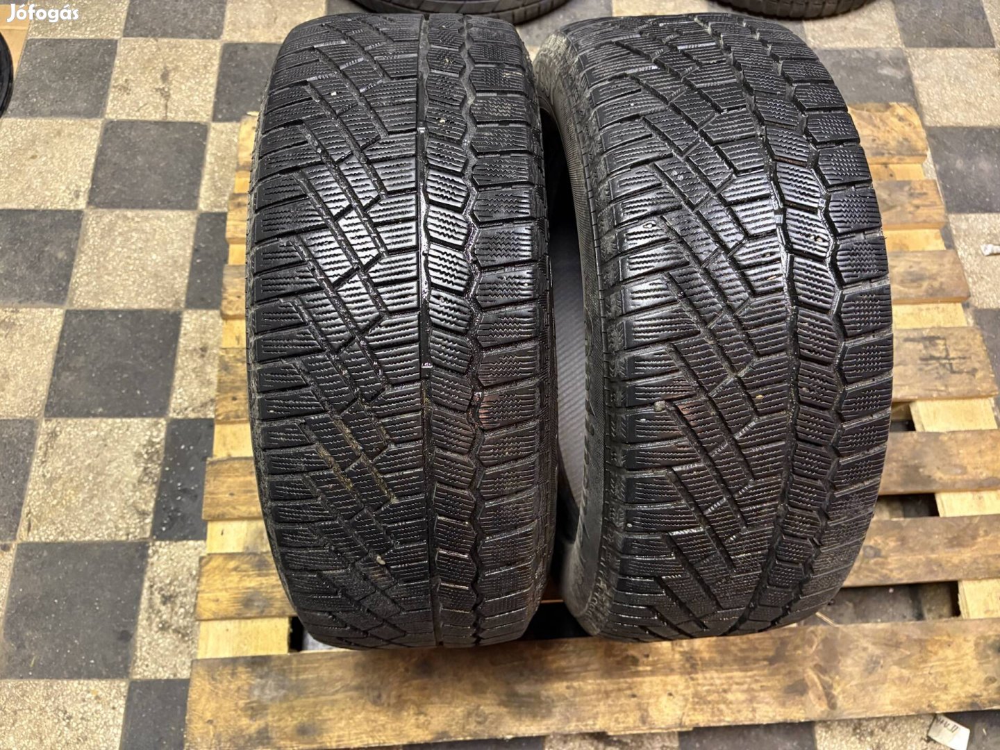 2db 225/55 R16 Continental Contivikingcontact 5 téli gumi