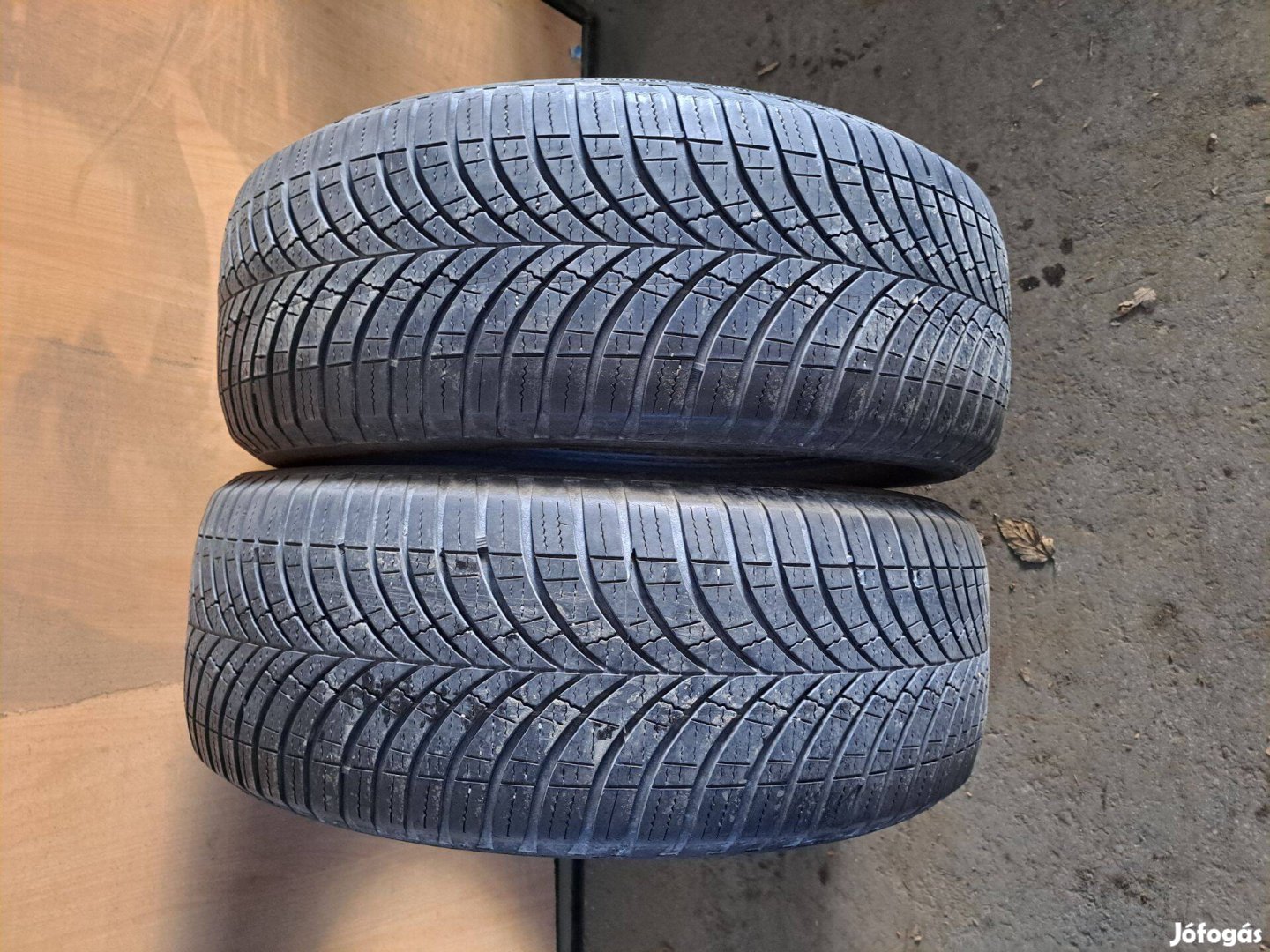 2db 225/55 R18 Good Year Vector 4Seasons GEN-3 Négyévszakos gumi eladó