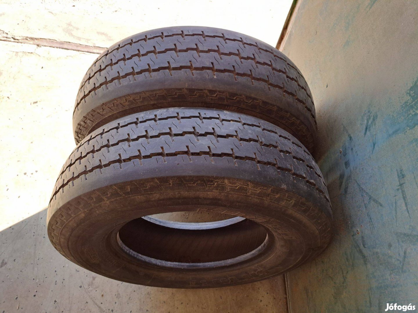 2db 225/75 R16C Pirelli Citynet használt teherautó gumi eladó!!!