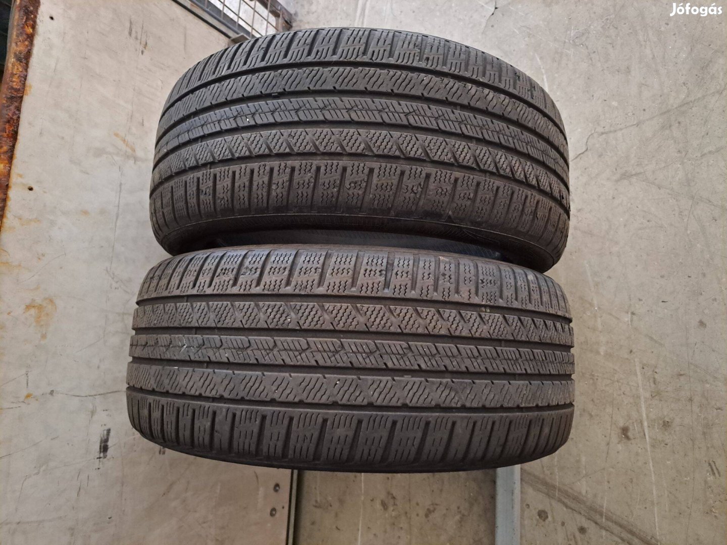 2db 235/45 R18 Vredestein Quatrac Pro -M+S (Peremvédős) Négyévszakos