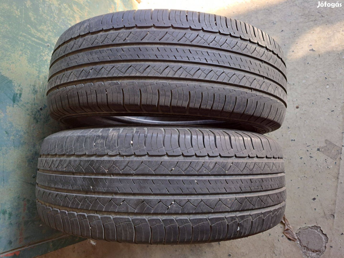 2db 235/65 R17 Michelin Latitude Tour HP SUV Használt Négyévszakos