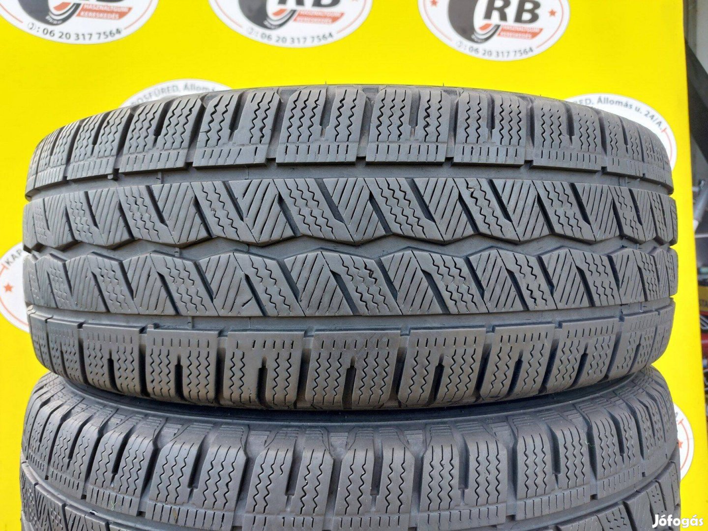 2db 235/65 r16C Hankook téli 2023, 6,4mm 15000 Ft/db