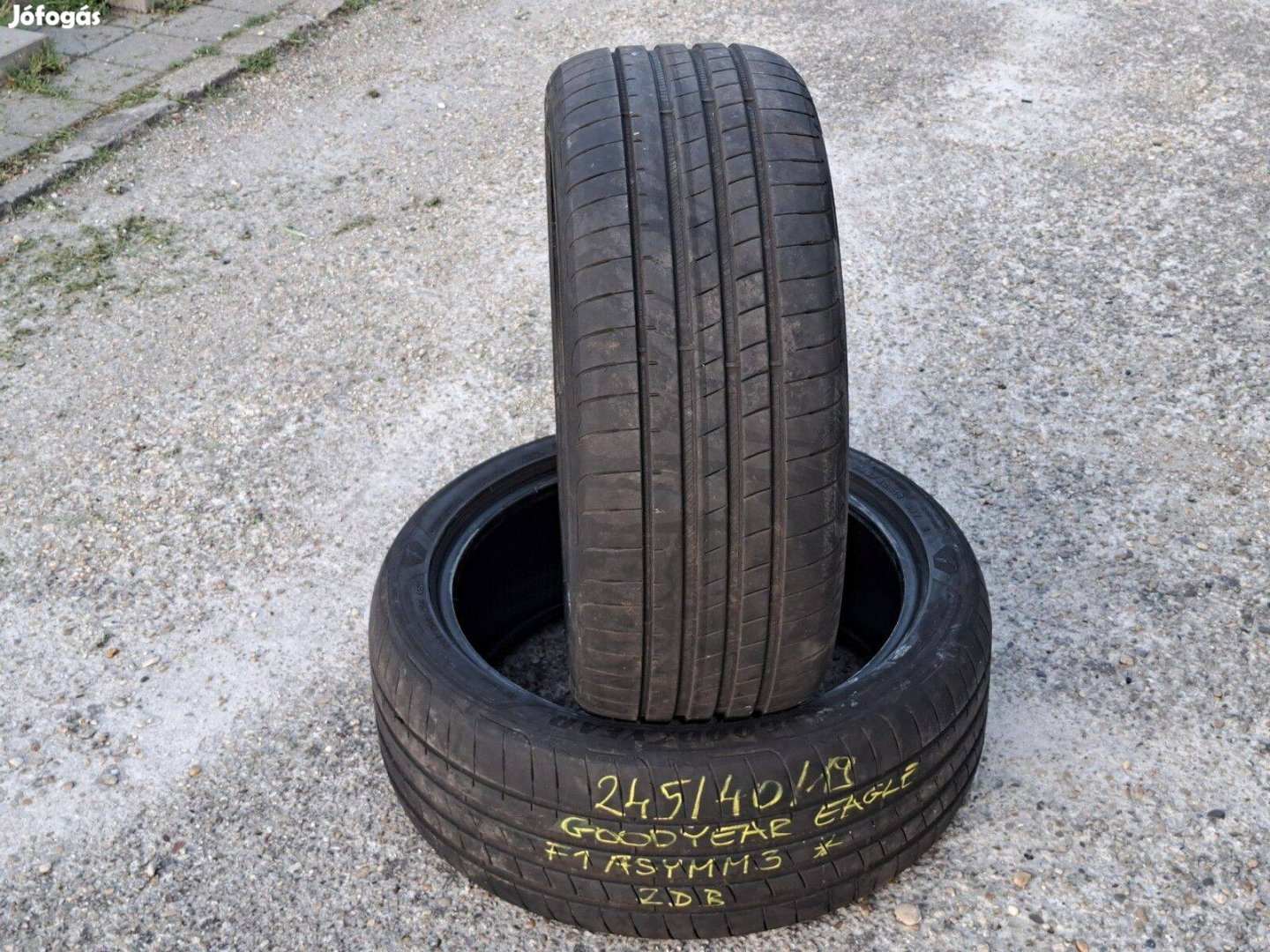 2db 245/40 R19 Goodyear nyári gumi 245/40R19