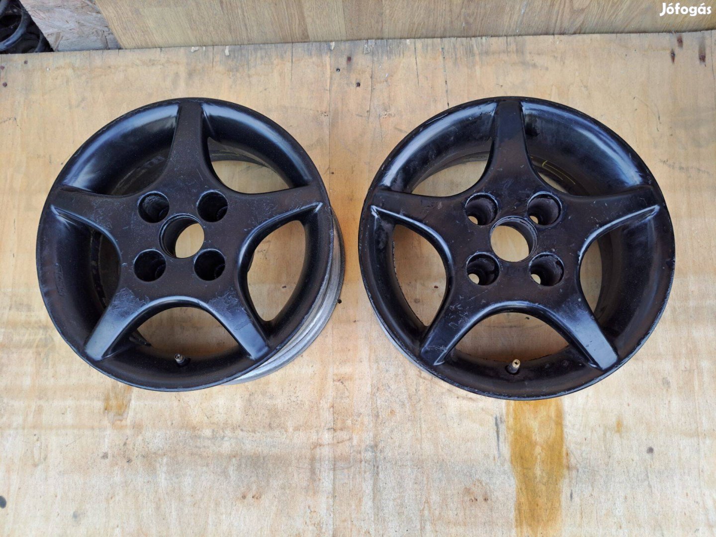 2db 4x108 13" Ford Alufelni Eladó! ára 7500Ft/db 5,5jx13 Pótkeréknek