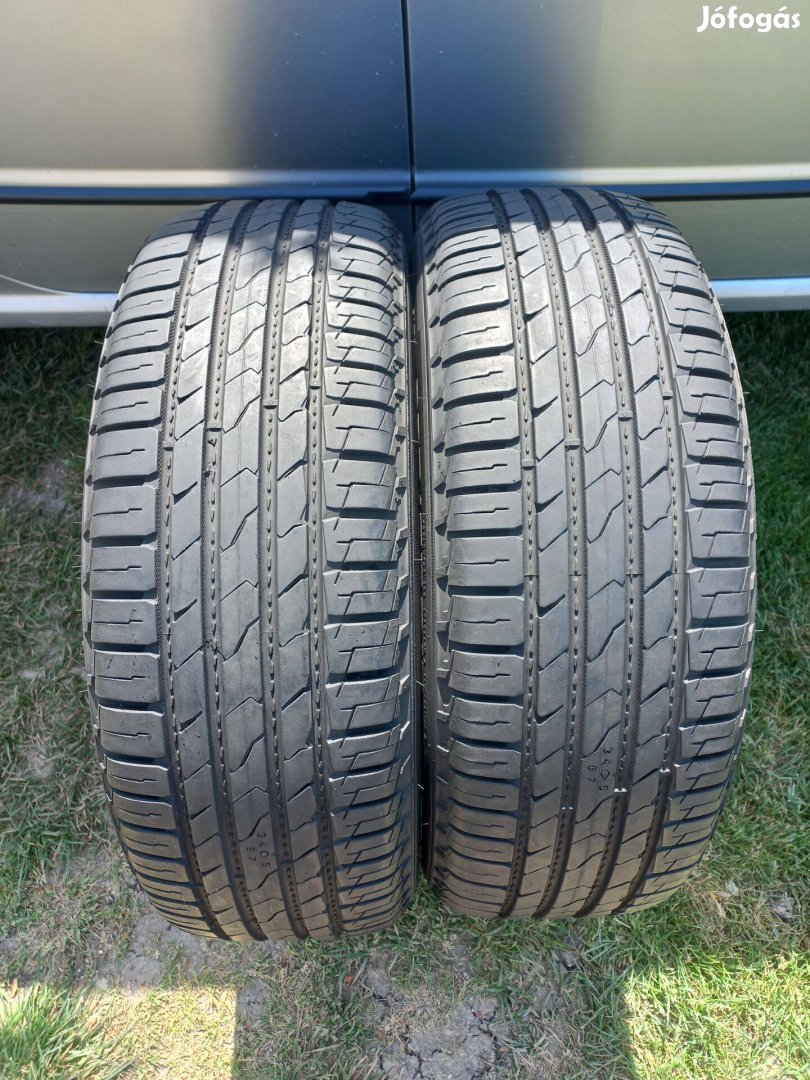 2db 80%-os Nokian 225/65 R17 nyári gumi