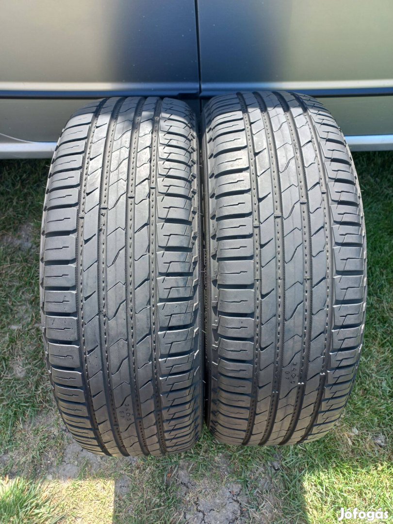 2db 80%-os Nokian 225/65 R17 nyári gumi