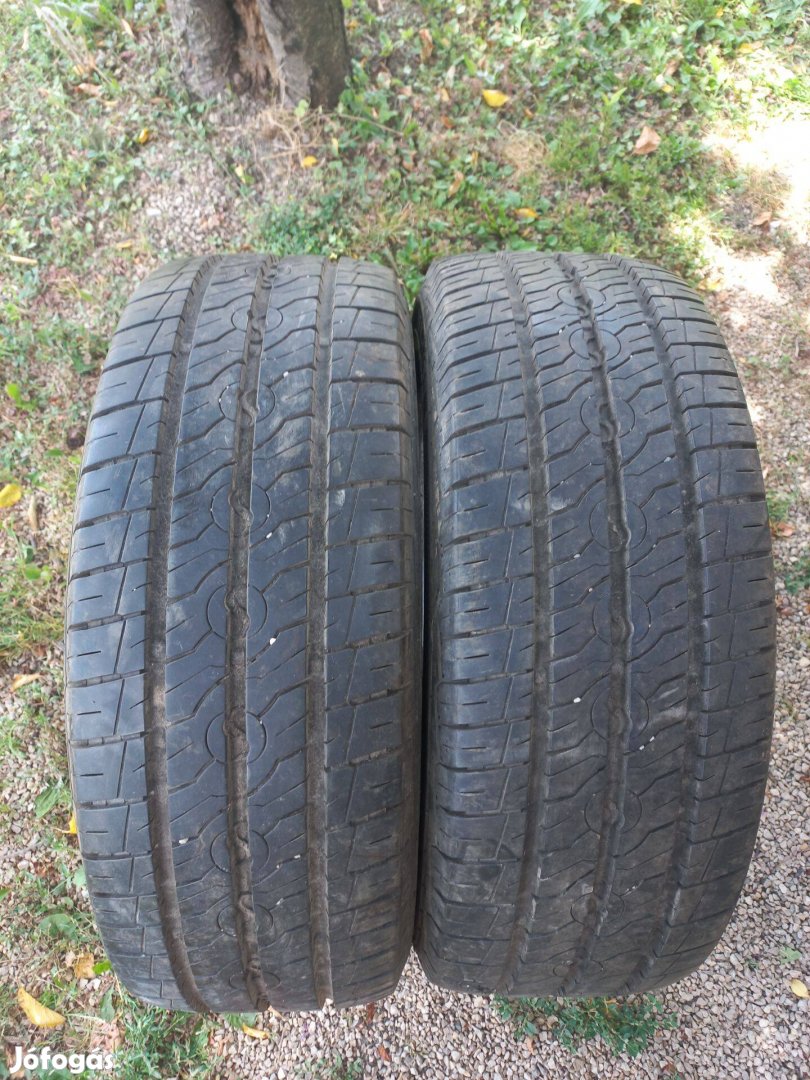 2db 90%-os Semperit 215/65 R15 C nyári gumi!