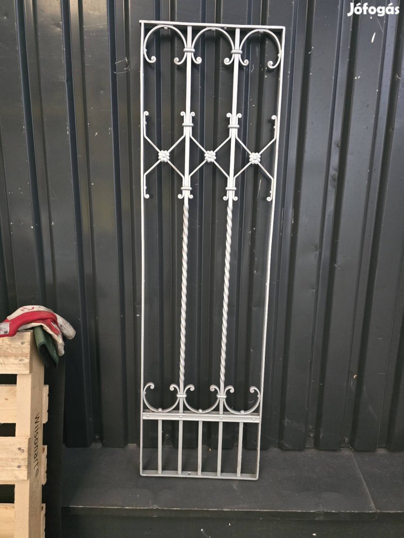 2db Antik rács