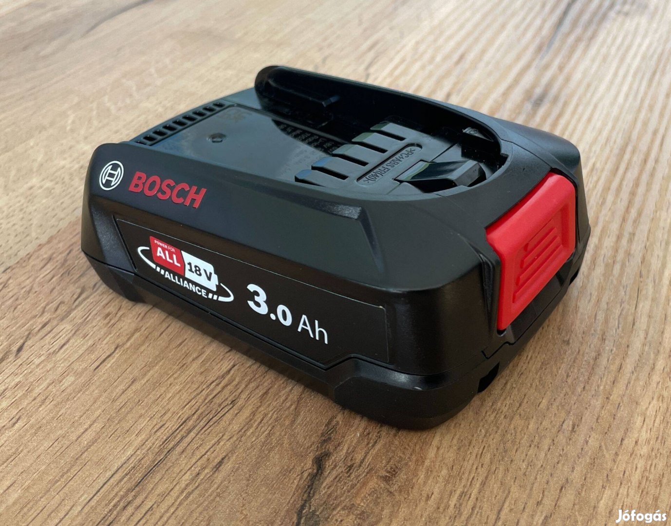 2db Bosch 18V 3Ah akkumulátor