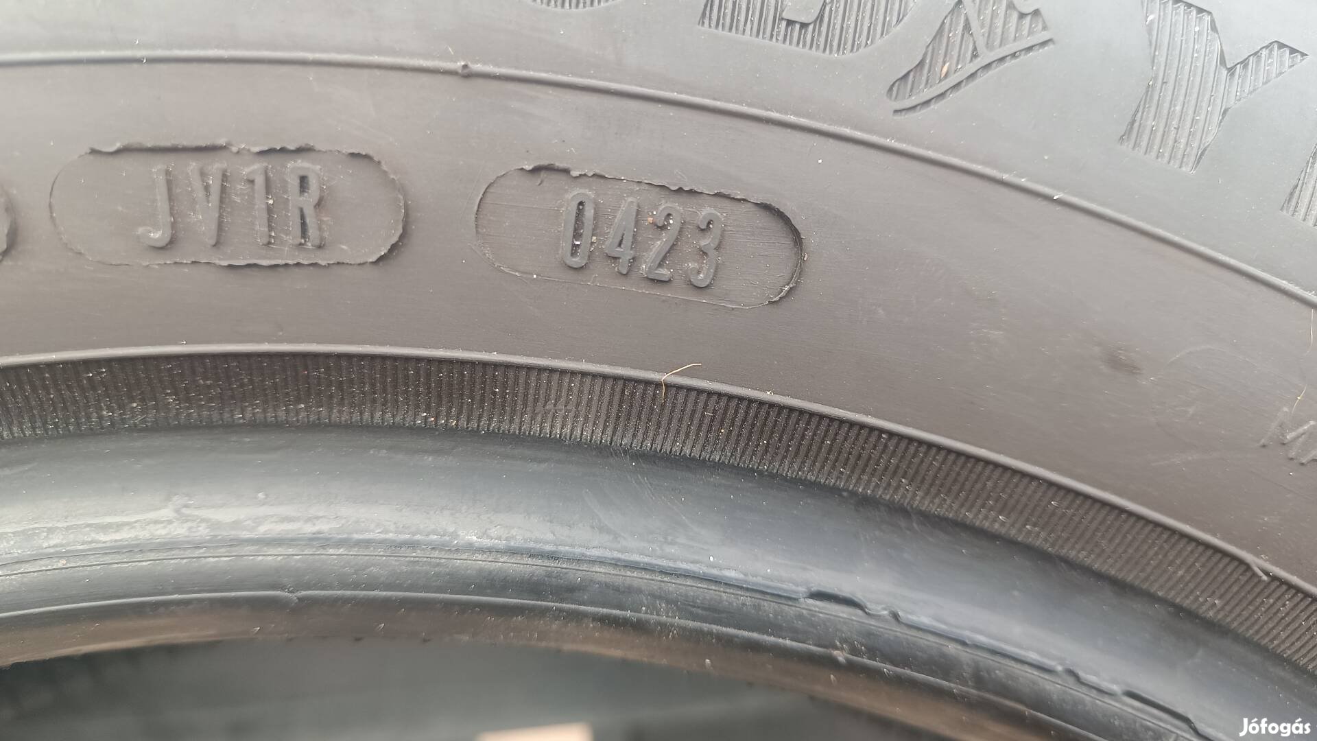 2db Goodyear negyevszakos gumi 