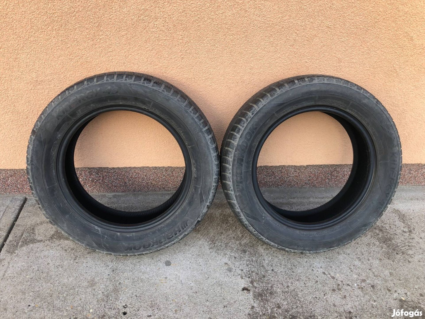2db Hangkook 175/65 R15 négyévszakos gumi