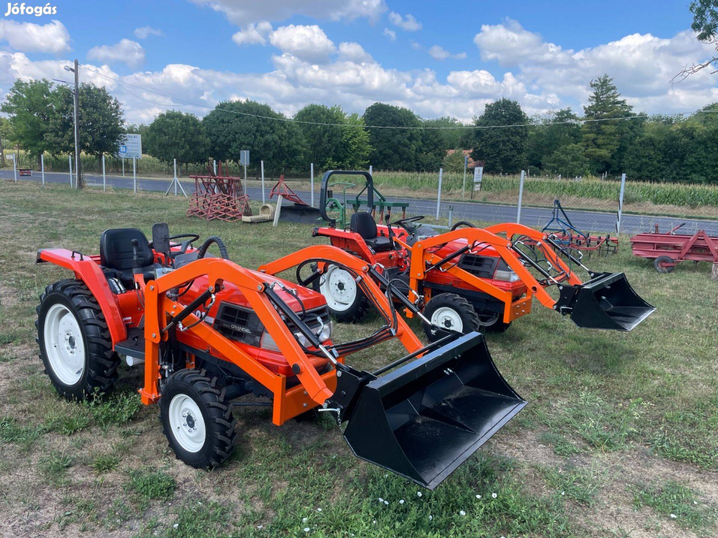 2db Kubota 21LE japán kistraktor traktor kerti gép Ingyenes Szállítás